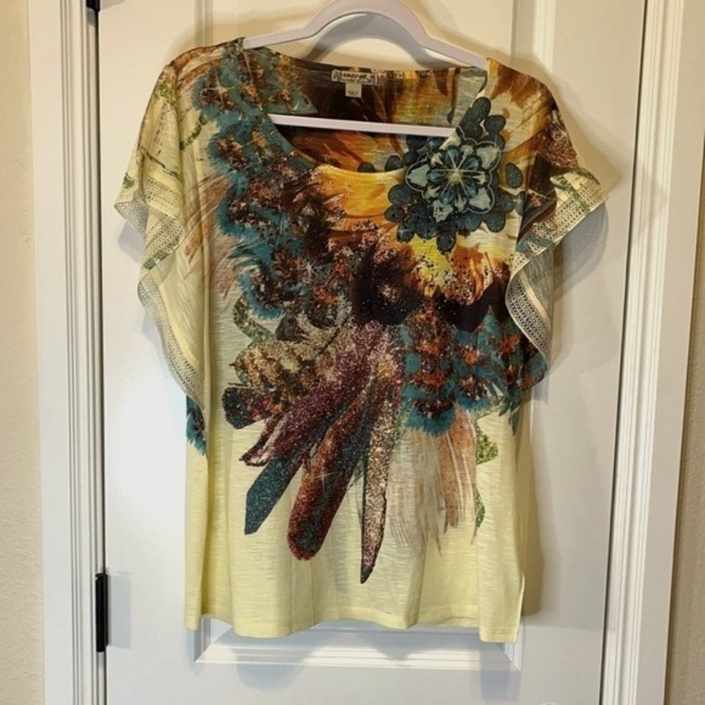Energe multicolored top